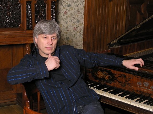 2-z10-2606c61a-b37a-4085-8f9c-148c4b3204fc